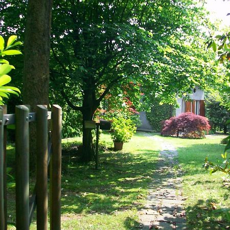 B&B L'Albero Maestro Orsenigo Exterior foto